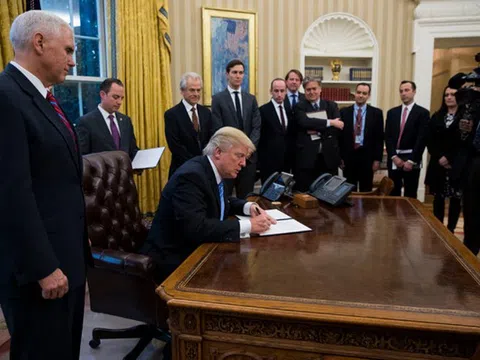 Rời TPP, Trump tăng rủi ro trong quan hệ với Trung Quốc