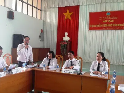 Miễn nhiệm thẩm phán, chức phó tòa của người xử oan ông Nén