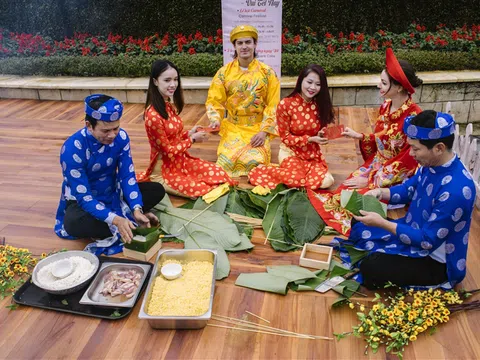 Lên đỉnh Bà Nà xem lễ hội đường phố lớn nhất trong năm