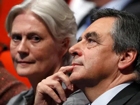 Bầu cử tổng thống Pháp: Hồ sơ Penelope Gate