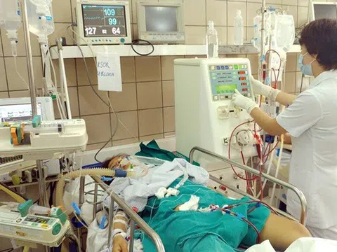 Công an Hà Nội khởi tố vụ 9 sinh viên ngộ độc rượu