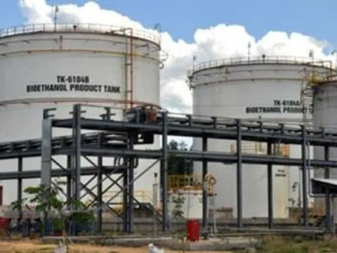 Doanh nghiệp thu 100 đồng, lãi 4 đồng: Đóng góp nhiều quá!