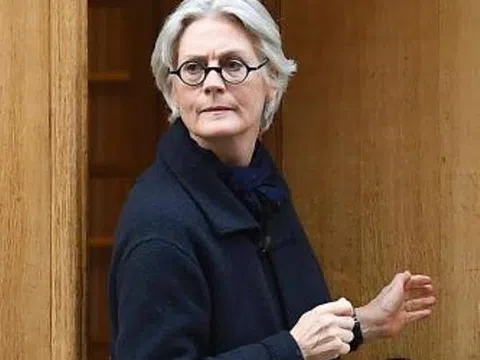 Bầu cử Tổng thống Pháp: Vợ của ứng cử viên Fillon bị truy tố về tội đồng lõa biển thủ công quỹ