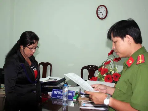 Bắt nữ giám đốc mua bán hóa đơn VAT hàng chục tỉ