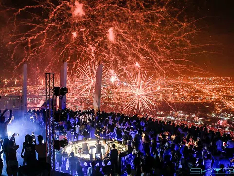 Ngoài khán đài, đây mới là điểm ngắm pháo hoa Đà Nẵng đỉnh nhất!