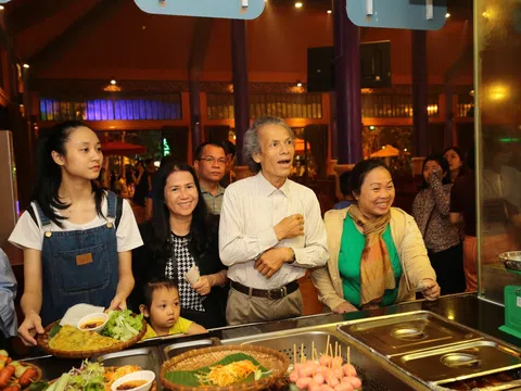 Ăn món lạ, nghe nhạc hay tại Không gian ẩm thực Ngũ hành DIFF 2017