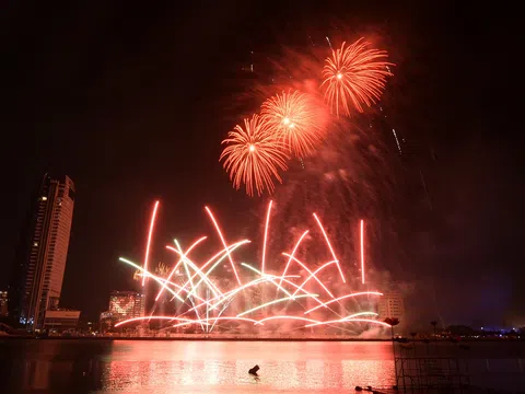 Vì sao DIFF 2017 chọn đội Nhật Bản và Thụy Sỹ cho đêm Thổ?