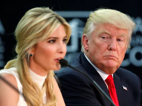 190 nghị sĩ Mỹ cùng kiện tổng thống Donald Trump