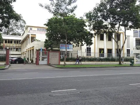 Sửa quy định đấu giá đất để ngăn ‘quân xanh quân đỏ’