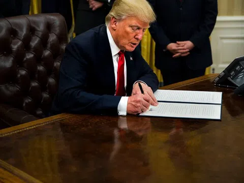 Hủy bỏ Obamacare sẽ là thảm họa với ông Trump