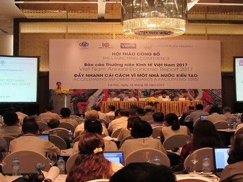 Ở Việt Nam, một người dân đóng thuế “nuôi” 100 công chức?