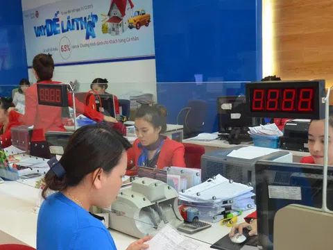 Vì sao Ngân hàng Nhà nước đồng loạt giảm lãi suất?