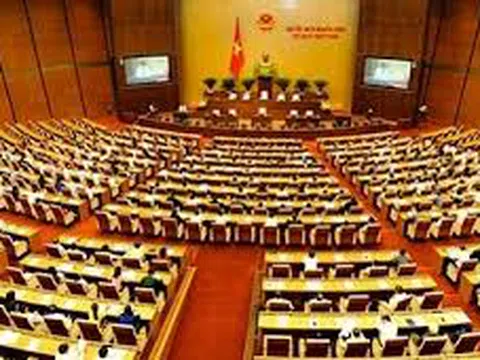 Công bố 8 Nghị quyết vừa được Quốc hội khóa XIV thông qua tại kỳ họp thứ ba