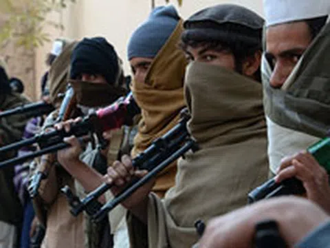 Taliban có nội gián trong vụ ám sát hụt Bộ trưởng Quốc phòng Mỹ?