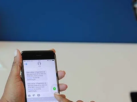 Rủi ro ngân hàng và “chiếc áo không túi”