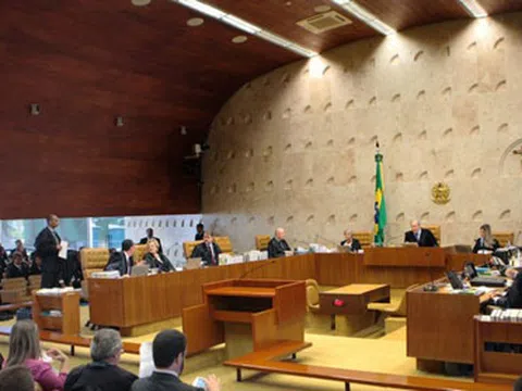 Brazil: “Bão” tham nhũng chưa vơi lặng