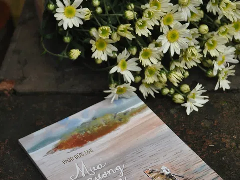 'Mùa sương thương mẹ': Hồi ức ấm áp và mênh mang