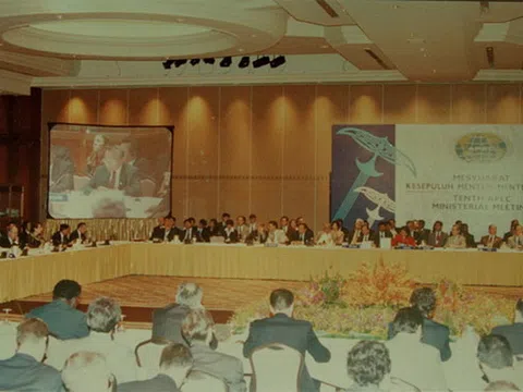 Vì sao Việt Nam quyết định gia nhập APEC năm 1998?