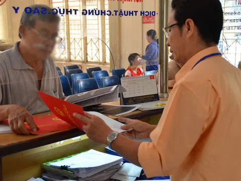 Kể từ ngày 5-12 có bắt buộc phải thay đổi sổ đỏ?