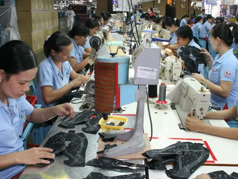 Lương tăng ca không tính đóng BHXH