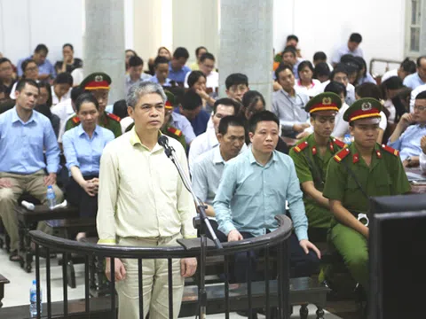 Những bao tiền "đi đêm" ở PVN