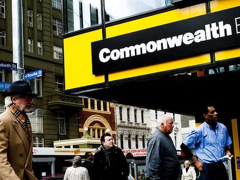 Ngân hàng lớn nhất Australia thừa nhận vi phạm luật chống rửa tiền