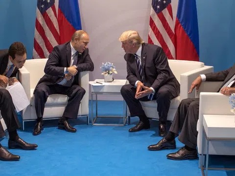 Chiến lược an ninh mới của Trump: Mỹ đối đầu Nga, Trung