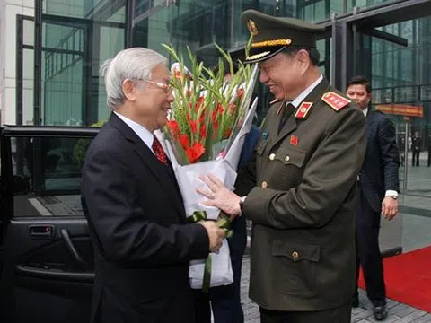 Tổng Bí thư nhắc nhở công tác quản lý cán bộ, bảo vệ nội bộ của công an