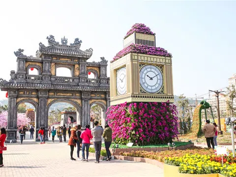 Khám phá nhiều phong cách nghệ thuật mới từ lễ hội hoa Hạ Long