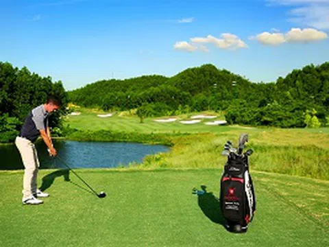 Thỏa thích chơi golf với thẻ trả trước của Bà Nà Hills Golf Club