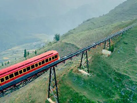 Tàu hỏa leo núi hiện đại nhất Việt Nam chính thức hoạt động từ 31/3/2018