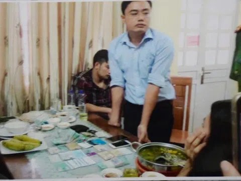 Giám đốc Sở báo cáo sao về việc đưa 200 triệu cho "nhà báo tống tiền" Duy Phong?