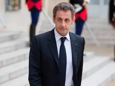 Cựu tổng thống Sarkozy phải hầu tòa vì tội mới