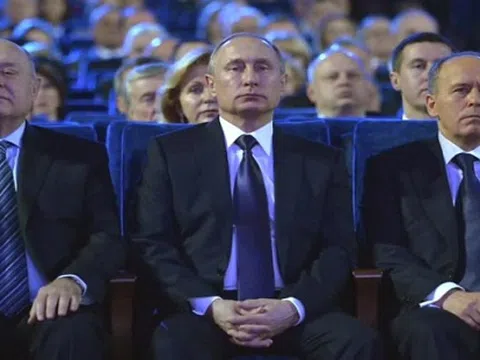 Nga một mình "đọ sức" với cả phương Tây sau vụ nghi hạ độc cựu điệp viên