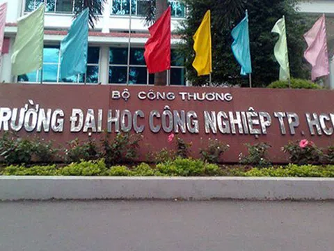 Phó giáo sư chép sách từng là bị can trong một vụ án