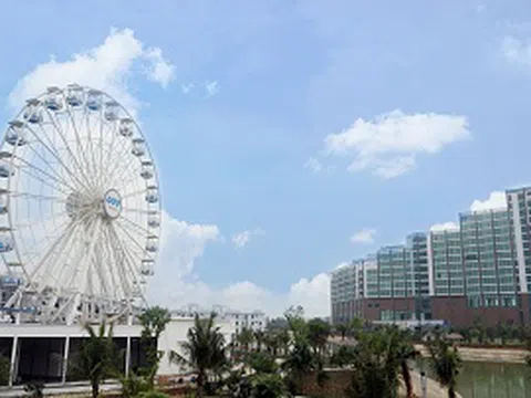 Tập đoàn FLC khánh thành vòng quay ánh sáng quy mô mừng lễ hội du lịch biển Sầm Sơn