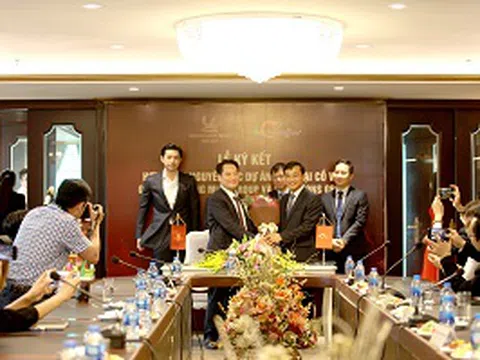 Lễ ký kết hợp đồng tổng thầu thiết kế và thi công dự án nam Đại Cồ Việt