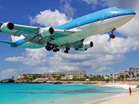 Hàng không - “đôi cánh” của du lịch Việt Nam