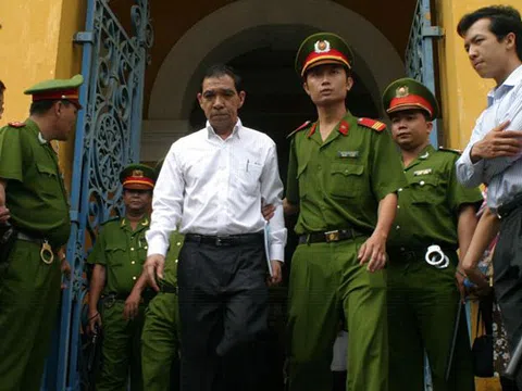 Điểm mới về các tội phạm chức vụ trong BLHS 2015