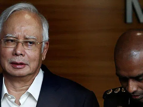 Cựu thủ tướng Malaysia đối mặt tội rửa tiền, chiếm đoạt tài sản