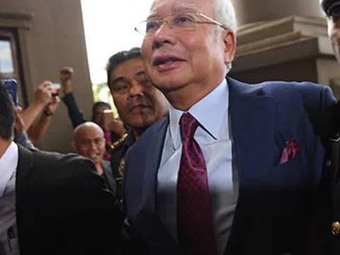 Cựu thủ tướng Malaysia bị truy tố 4 tội danh