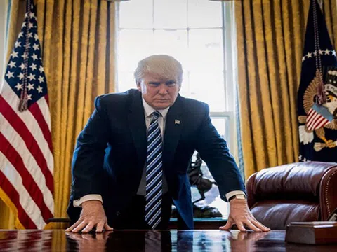 Những “quả bom pháp lý” đang bủa vây Tổng thống Trump