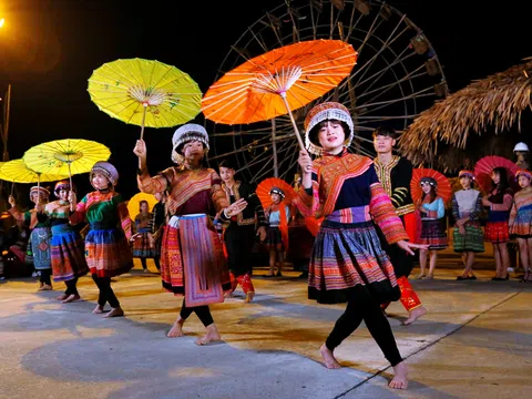 Thêm một lý do để về Fansipan những ngày đầu thu