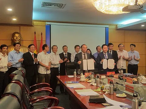 Hội Luật gia Việt Nam kí kết hợp tác với Bộ Tài nguyên và Môi trường