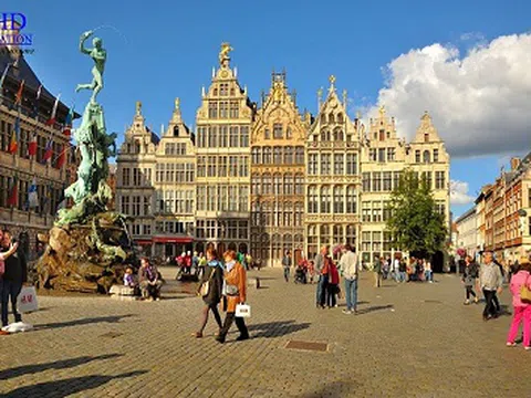 Người có công với nước đang định cư ở nước ngoài được hưởng chế độ chính sách thế nào?