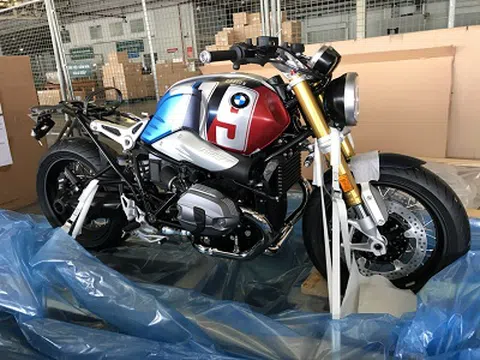 BMW R nineT Spezial và K1600 Grand America bất ngờ xuất hiện tại sân bay Tân Sơn Nhất