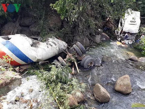 Phó Thủ tướng chỉ đạo khắc phục hậu quả vụ TNGT làm 13 người chết tại Lai Châu