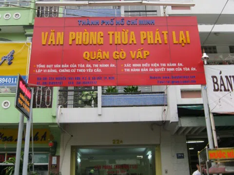 Ai chịu trách nhiệm về phòng công chứng "dởm" vừa bị phát hiện?