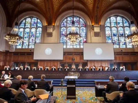 Tòa án của cộng đồng quốc tế và những phiên xử các vụ kiện “đình đám”