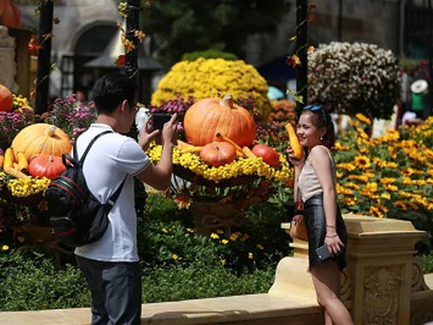 Trở về tuổi thơ với lễ hội Halloween đẹp như mơ tại Bà Nà Hills